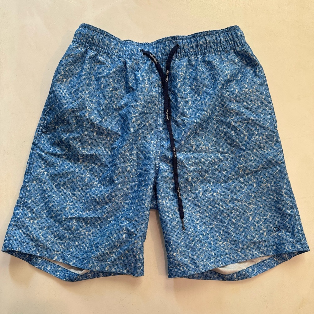 Men’s Calvin Klein blue tile swim trunks 7.5” inseam mesh liner Size S, pocket